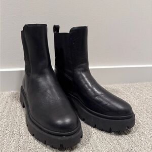 SCHUTZ Billie Women’s Black Leather Ankle Booties Size 7.5